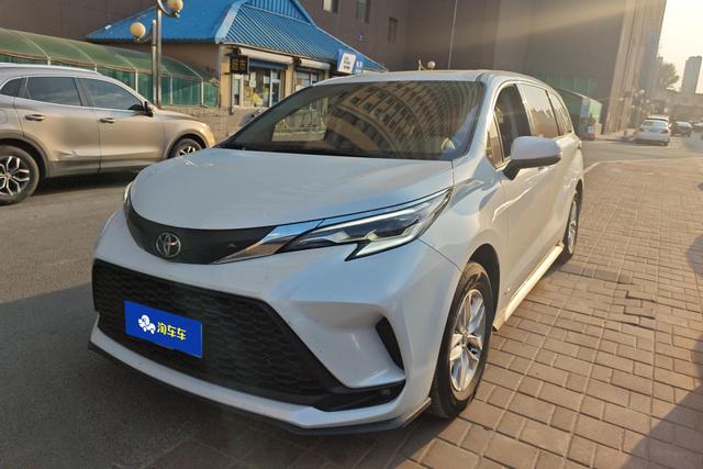 Toyota Granvia 2024 года выпуска