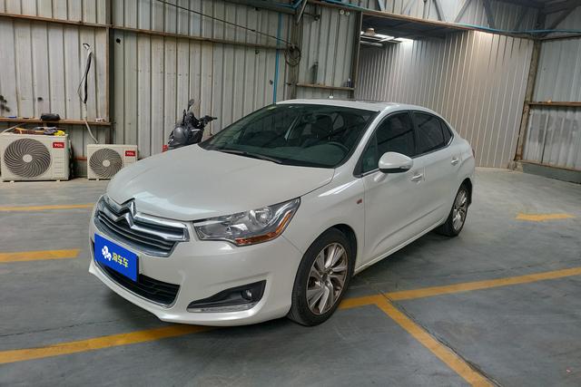 Citroen C4 2014 года выпуска