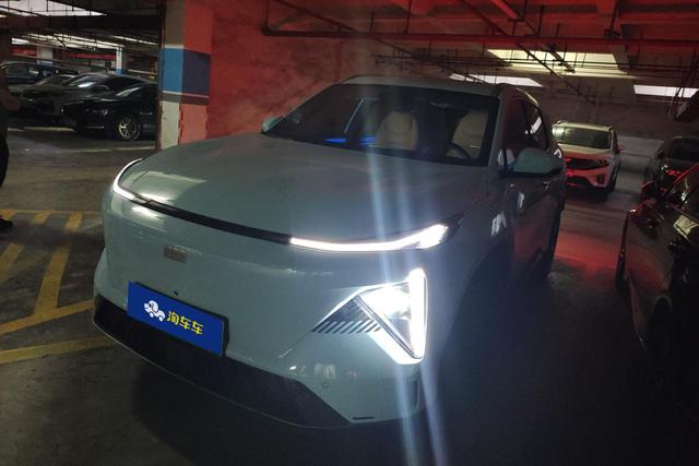 Geely Galaxy L7 2023 года выпуска