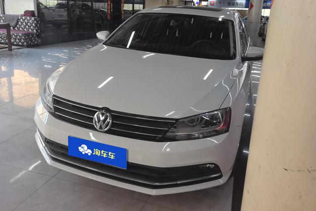 Volkswagen Jetta 2015 года выпуска