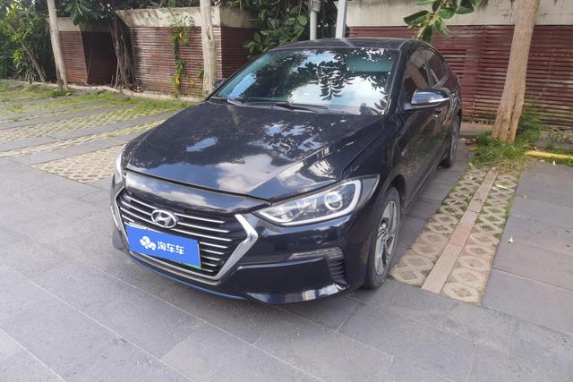 Hyundai Elantra 2019 года выпуска