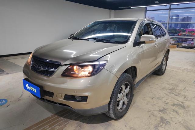BYD S6 2014 года выпуска
