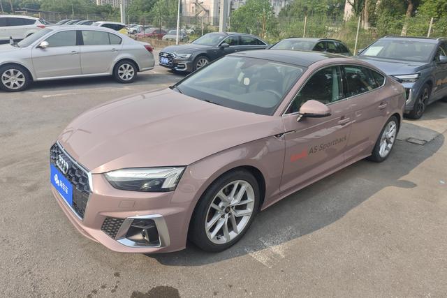 Audi A5 2022 года выпуска