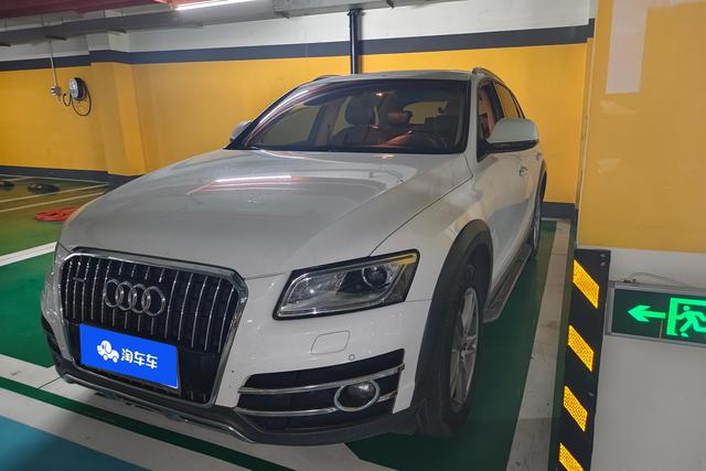 Audi Q5 2017 года выпуска