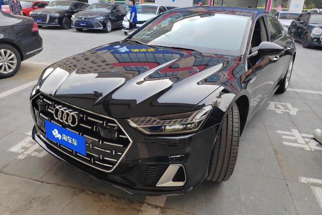 Audi A7 2024 года выпуска