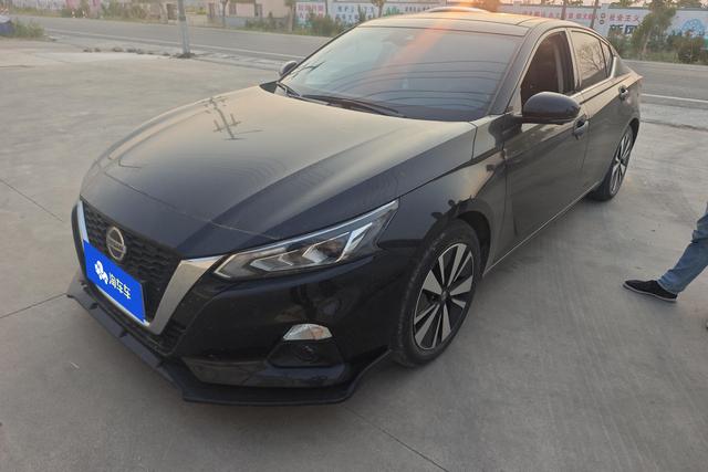 Nissan Altima 2021 года выпуска