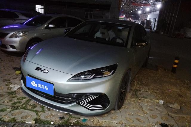 BYD Seal 2024 года выпуска