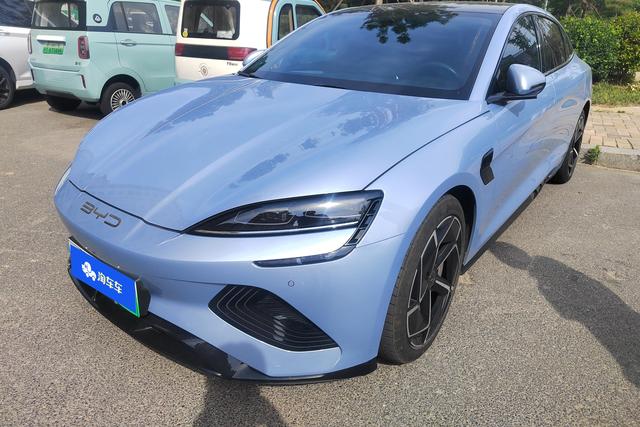 BYD Seal 2022 года выпуска