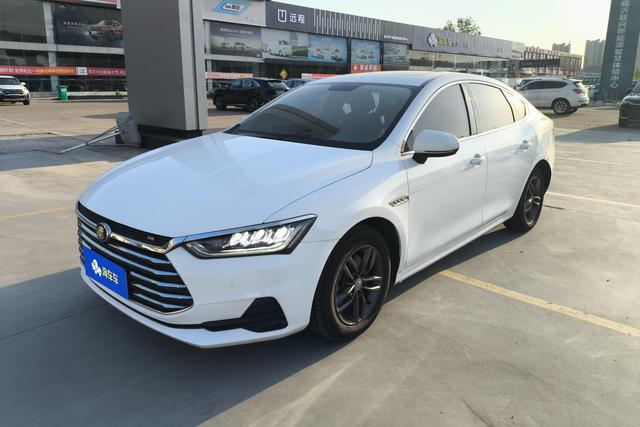 BYD Qin 2018 года выпуска