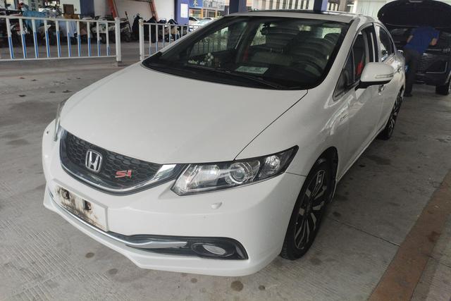 Honda City 2014 года выпуска