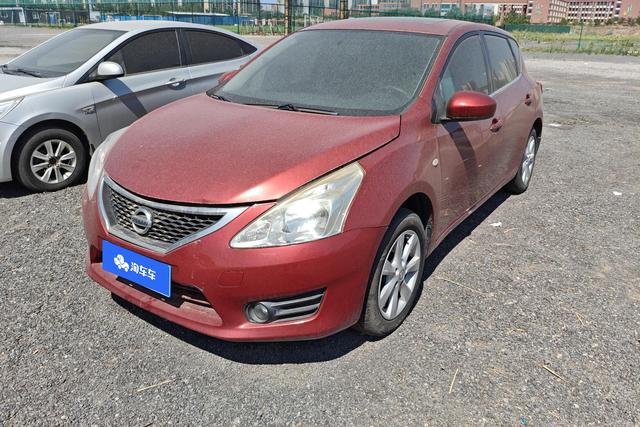 Nissan Tiida 2011 года выпуска