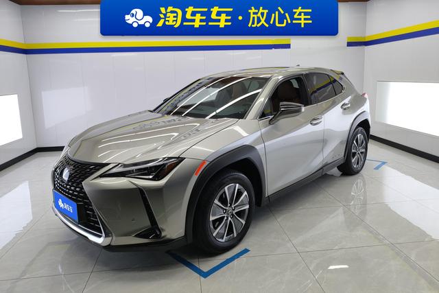 Lexus UX 2020 года выпуска