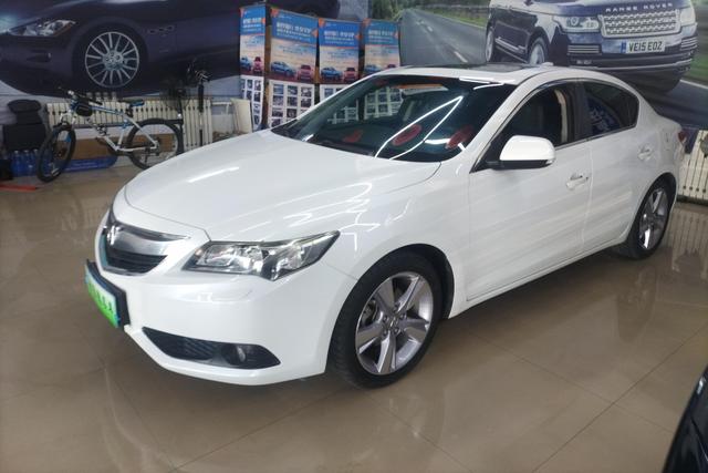 Acura ILX 2013 года выпуска