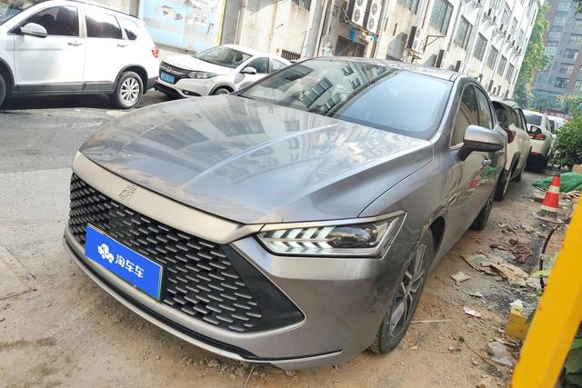 BYD Qin 2021 года выпуска