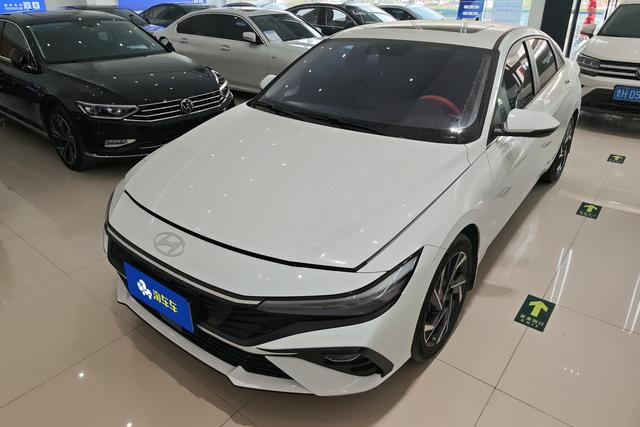 Hyundai Elantra N 2023 года выпуска