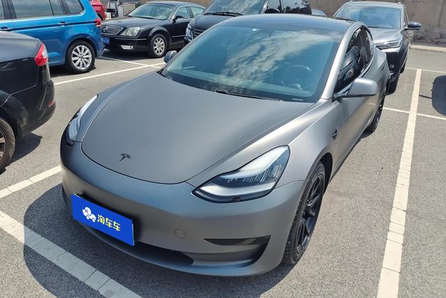Tesla Model 3 2020 года выпуска