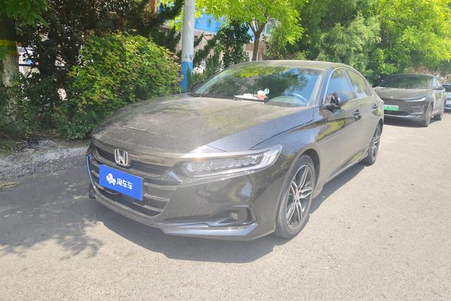 Honda Accord 2022 года выпуска