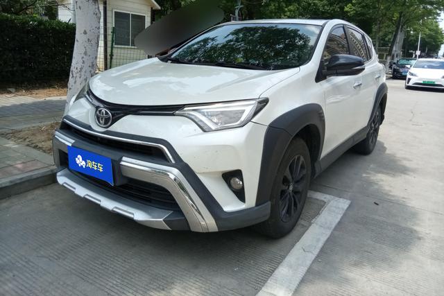 Toyota RAV 4 2019 года выпуска