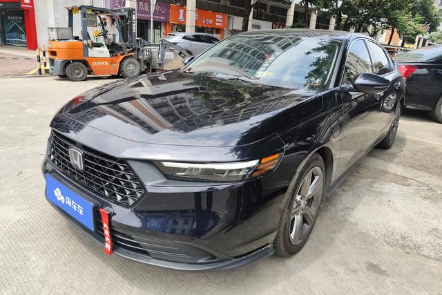 Honda Accord 2024 года выпуска
