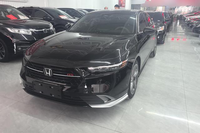 Honda Accord 2023 года выпуска
