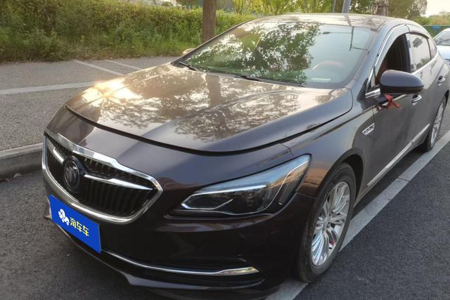 Buick LaCrosse 2018 года выпуска