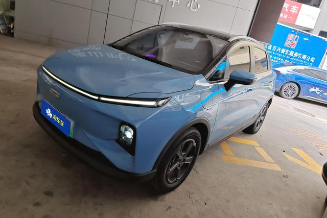 Geely Geometry E Firefly 2023 года выпуска