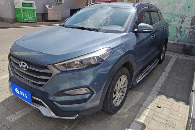 Hyundai Tucson 2015 года выпуска
