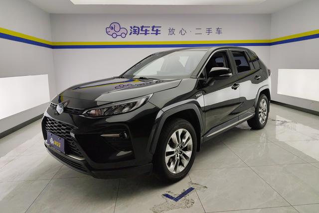 Toyota RAV 4 2020 года выпуска