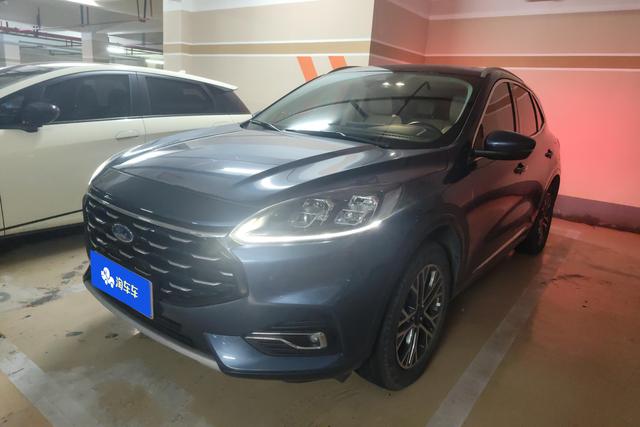 Ford Escape 2020 года выпуска