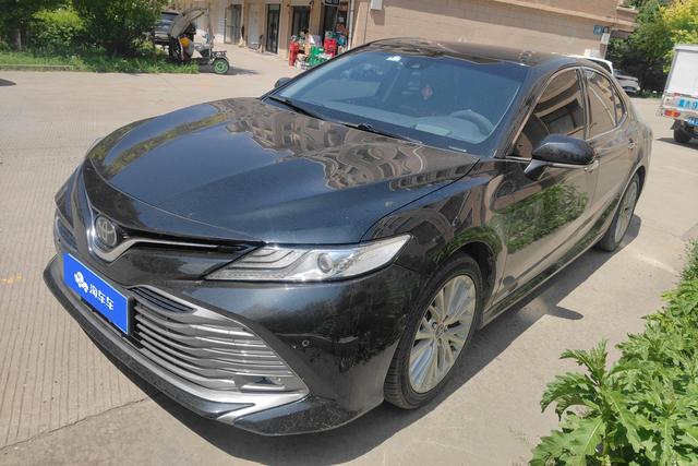Toyota Camry 2018 года выпуска