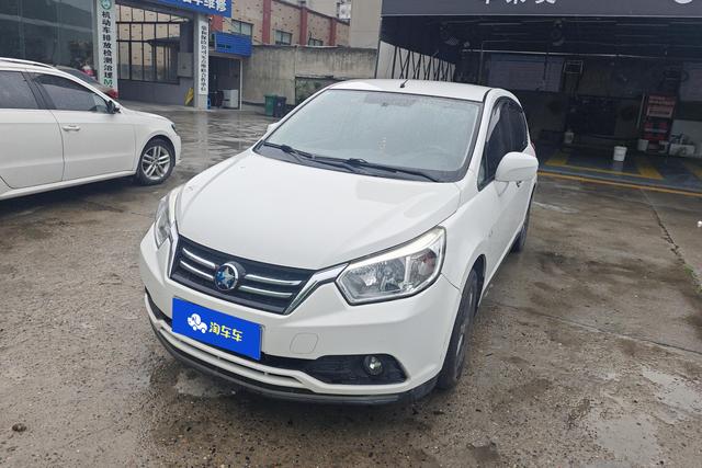 DongFeng Qichen R50 2016 года выпуска