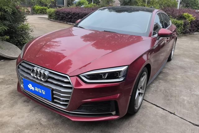 Audi A5 2019 года выпуска