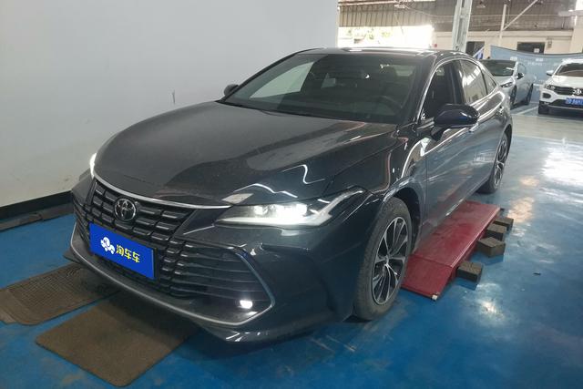 Toyota Avalon 2022 года выпуска