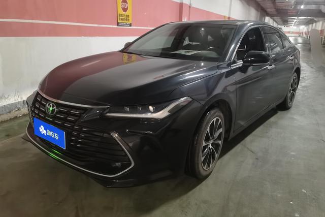 Toyota Avalon 2022 года выпуска