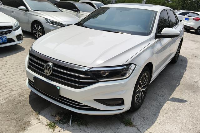 Volkswagen Jetta 2019 года выпуска