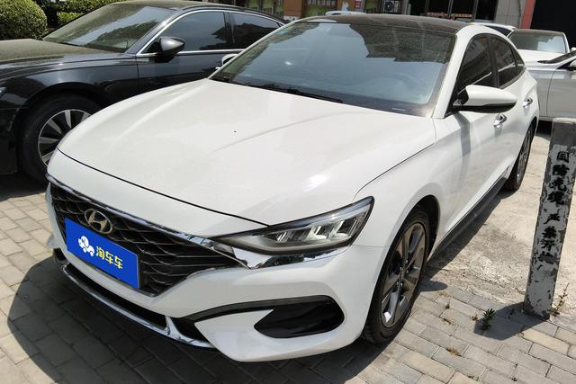 Hyundai Elantra 2019 года выпуска