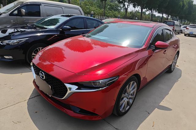 Mazda 3 2020 года выпуска
