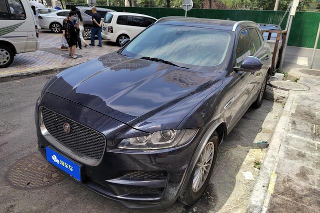Jaguar F-Pace 2018 года выпуска