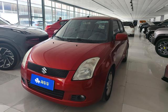 Suzuki Swift 2009 года выпуска
