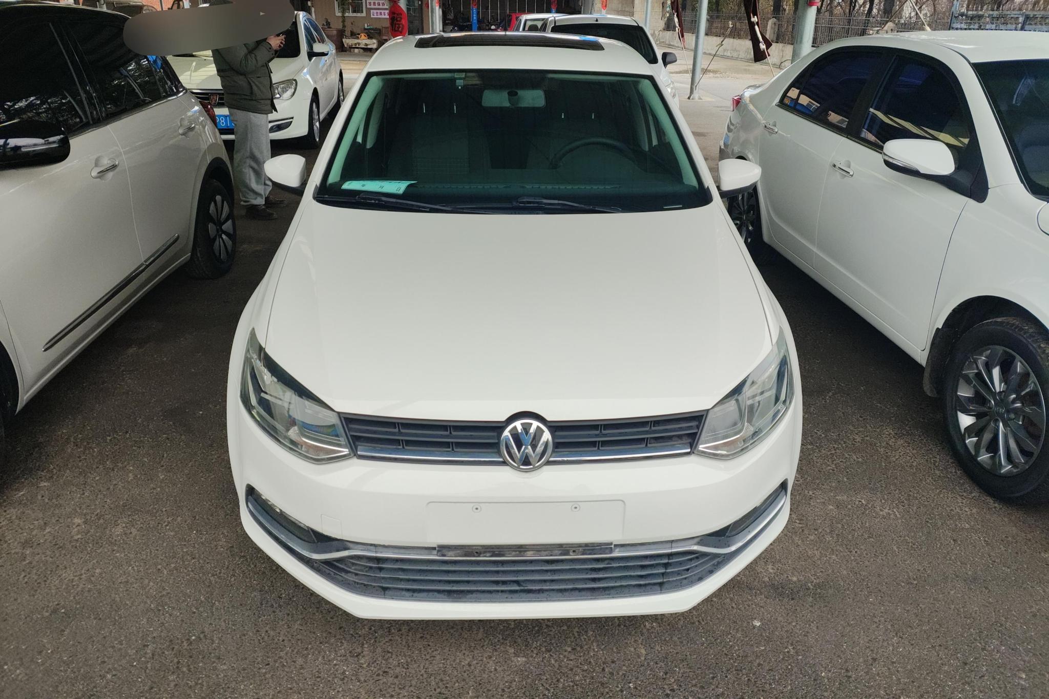 Volkswagen Polo 2018 1.5L AT