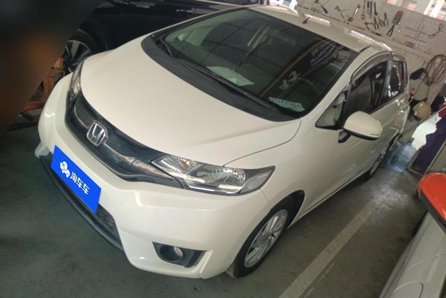 Honda Fit 2014 года выпуска