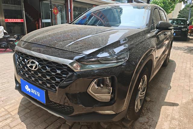 Hyundai Santa Fe 2019 года выпуска
