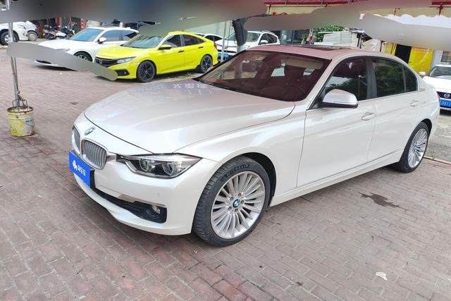 BMW 3er 2018 года выпуска