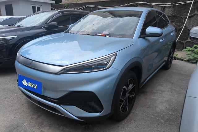 BYD Yuan 2024 года выпуска