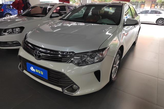 Toyota Camry 2015 года выпуска