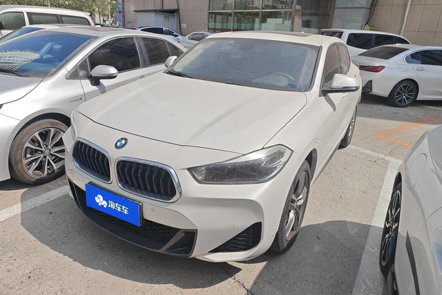 BMW X2 2021 года выпуска