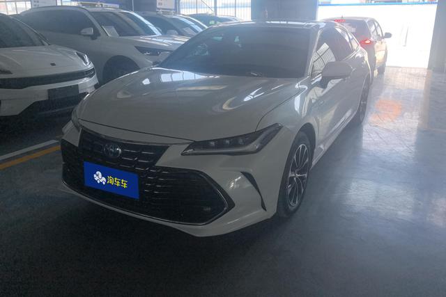 Toyota Avalon 2022 года выпуска