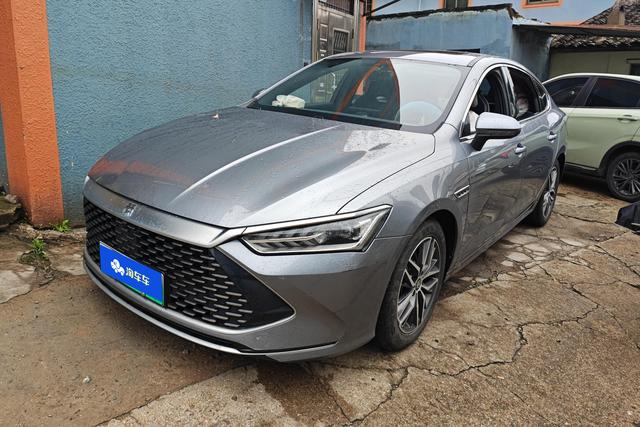 BYD Qin 2021 года выпуска