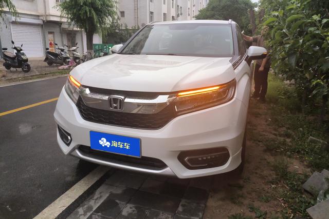 Honda Avancier 2017 года выпуска