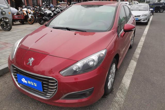 Peugeot 308 2014 года выпуска